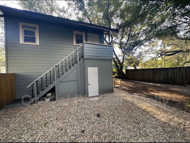 Tampa Condo: 115 W Plymouth St