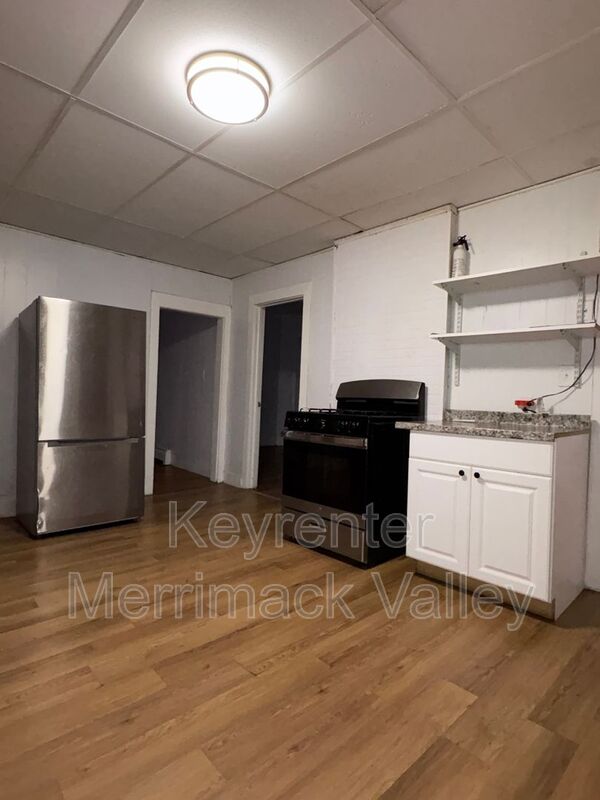 Lowell Condo: 58-60 Temple St 1st Fl