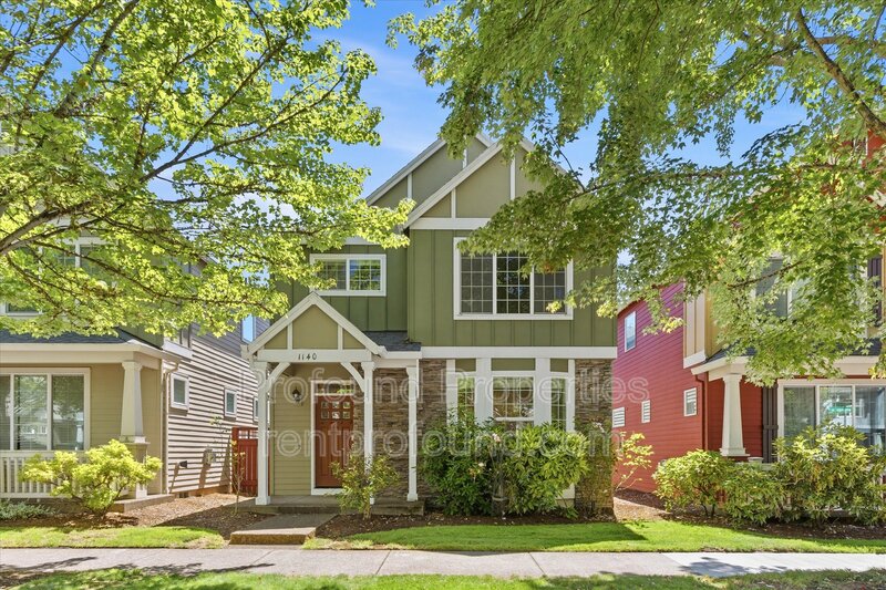 Hillsboro House: 1140 SE Tamango Street