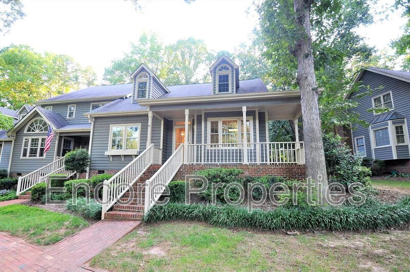 Cary Townhome: 112 Loch Bend Lane