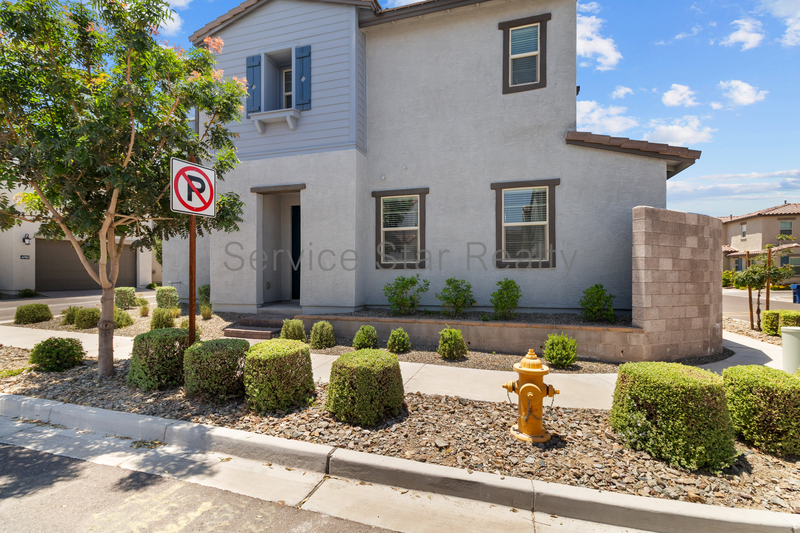 Mesa House: 4730 S Element