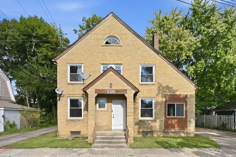 Xenia House: 129 S King Street