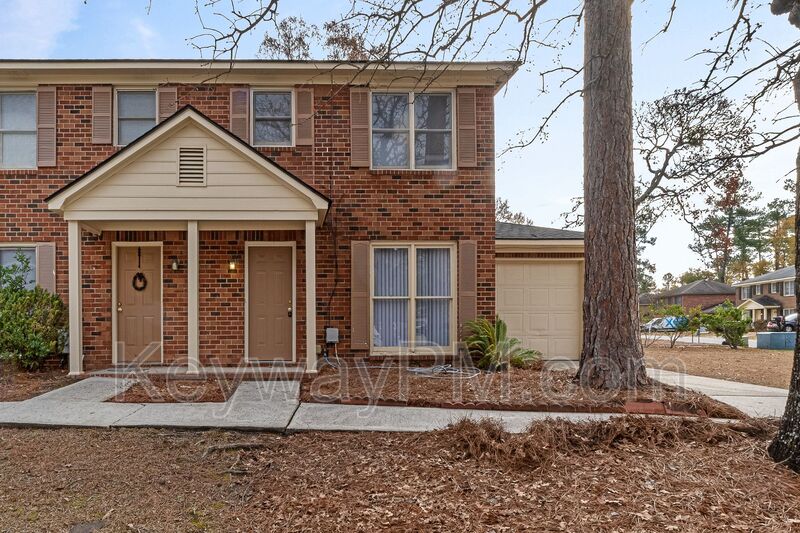 Augusta House: 2320 Greengate Drive