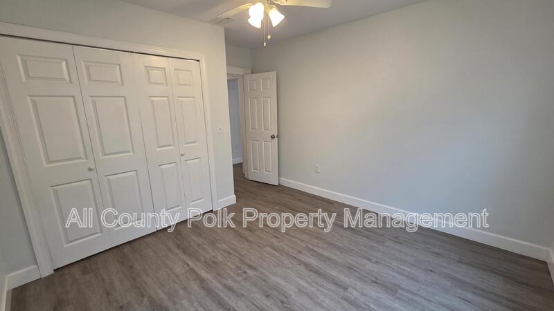 Main Rental Photo 16