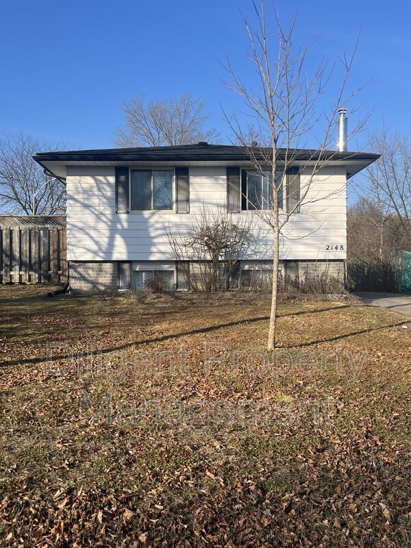 Peterborough House: 2148 Springwood Road