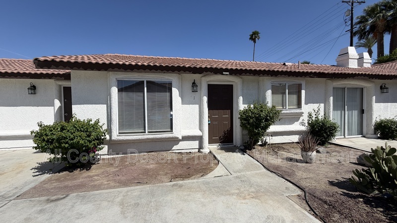 Bermuda Dunes House: 79891 Avenue 42