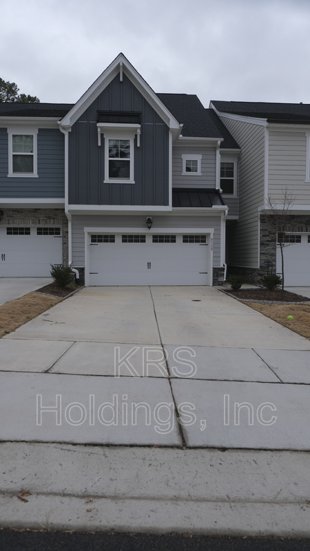 Cary Townhome: 8520 Thurford Drive