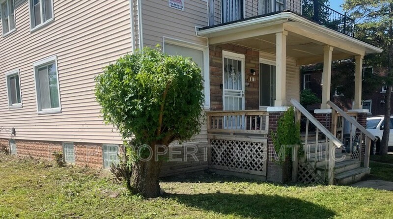 Detroit Condo: 3777 Elmhurst St