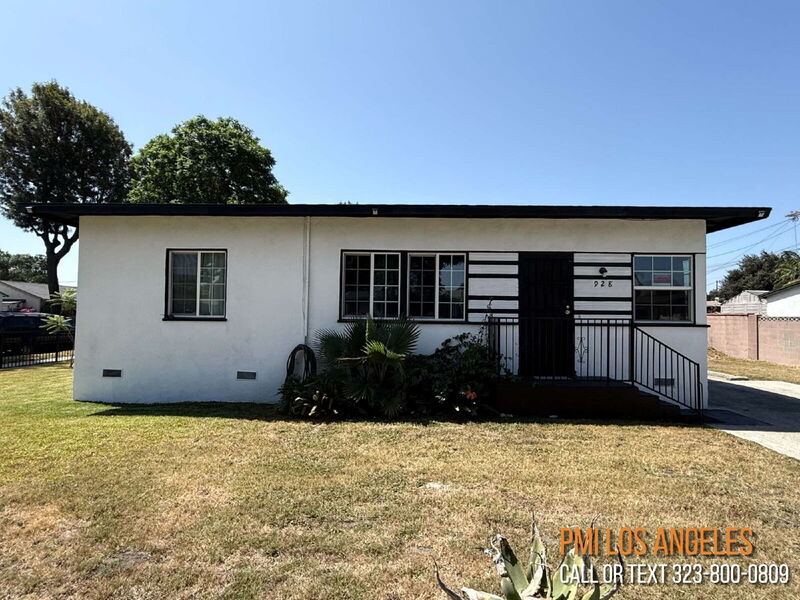 Los Angeles House: 928 East 102nd Street