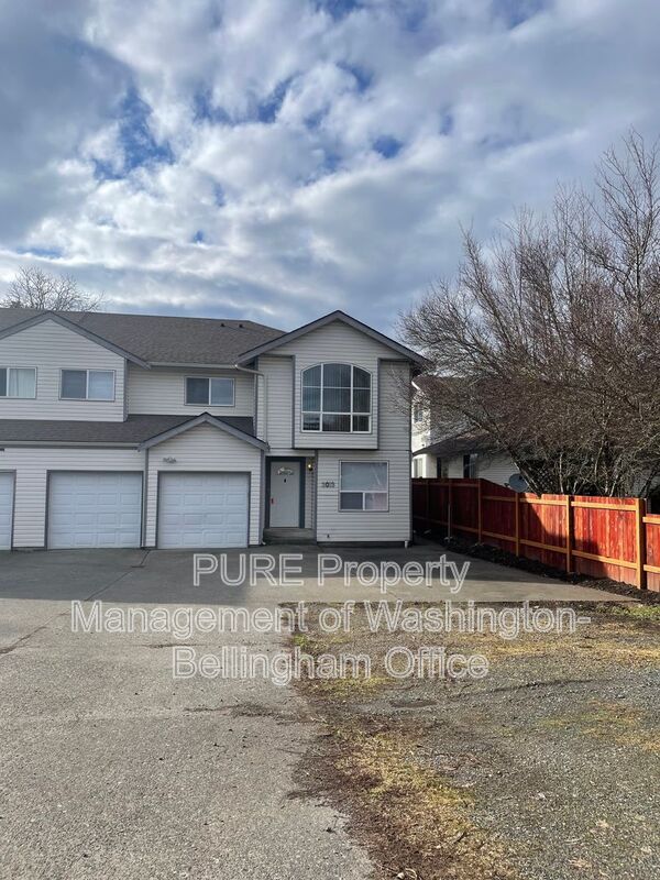 Bellingham House: 3013 Pacific Street