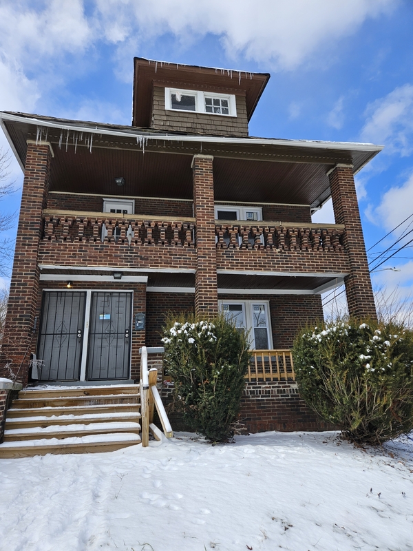 Cleveland Condo: 3784 East 114th Street - Downstairs