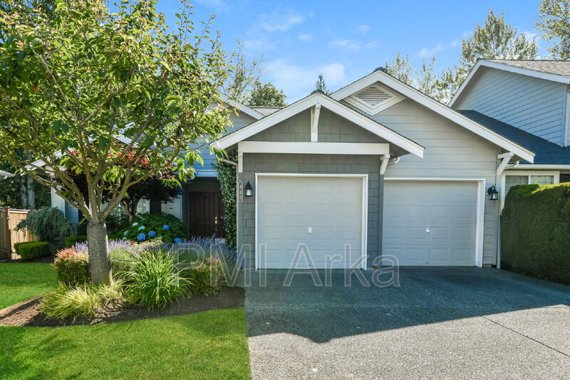 Sammamish Townhome: 445 243rd Pl SE