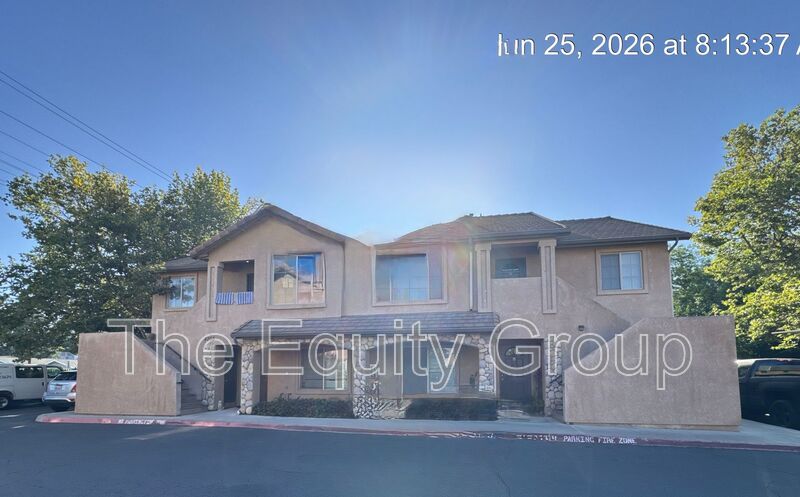 Visalia Condo: 4203 West Walnut Avenue