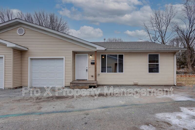 Springfield House: 642 N Belview Ave - 642 N Belview