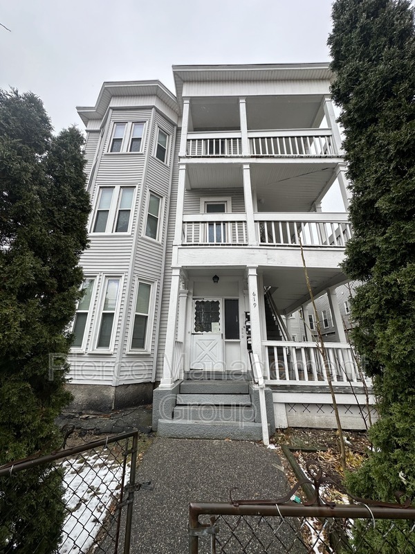 Request a Viewing for 619 Union Street, 4 Tenant Turner