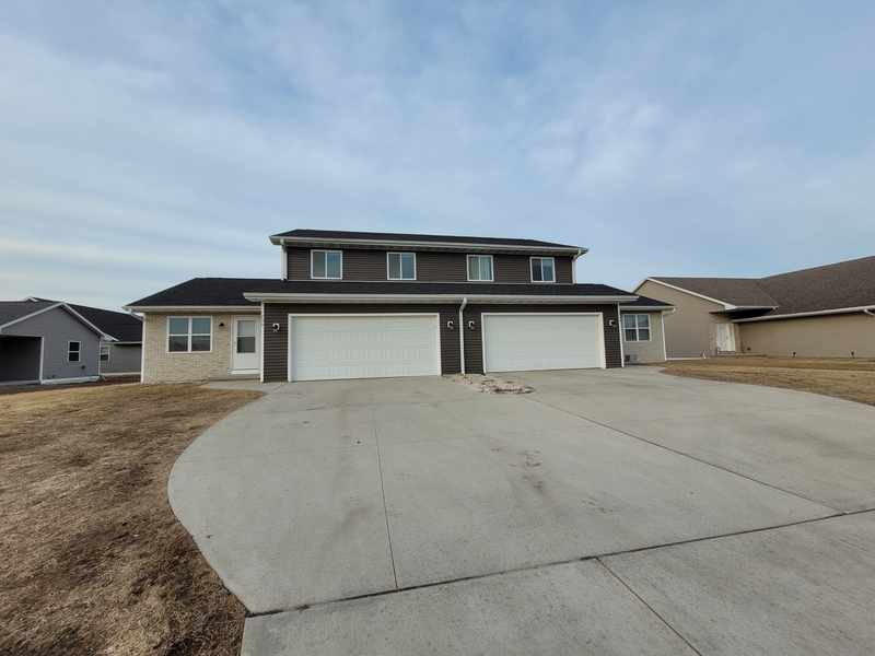 Seymour Condo: 1233 Northwood Drive - 1233