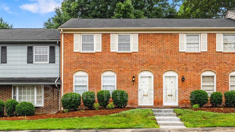 High Point House: 1825 Johnson Street