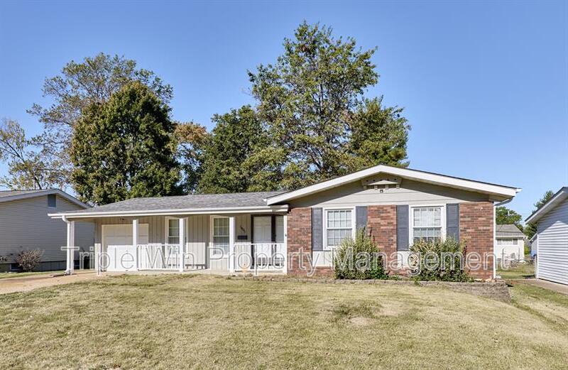 Florissant House: 1405 Willowbrook Dr.