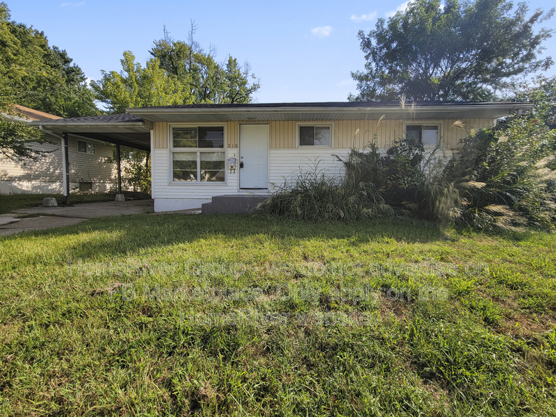 Saint Louis House: 218 Ben Nevis Rd