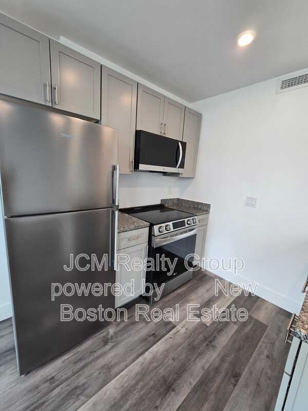 Lynn Condo: 585 Essex Street