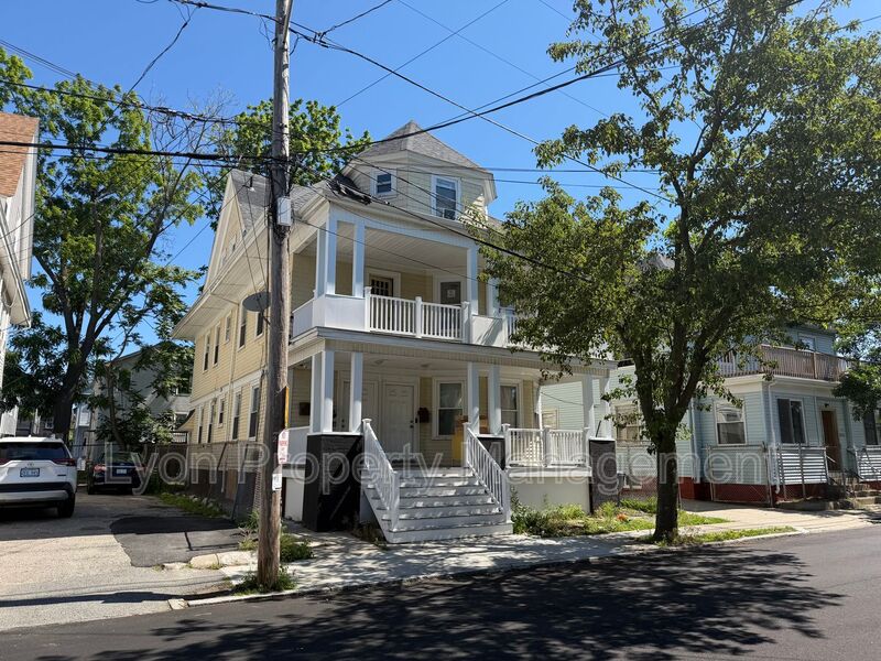 Providence Condo: 15 Woodman St