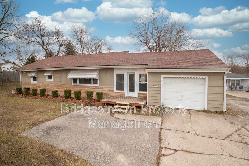 Franklin House: 7077 State Route 123