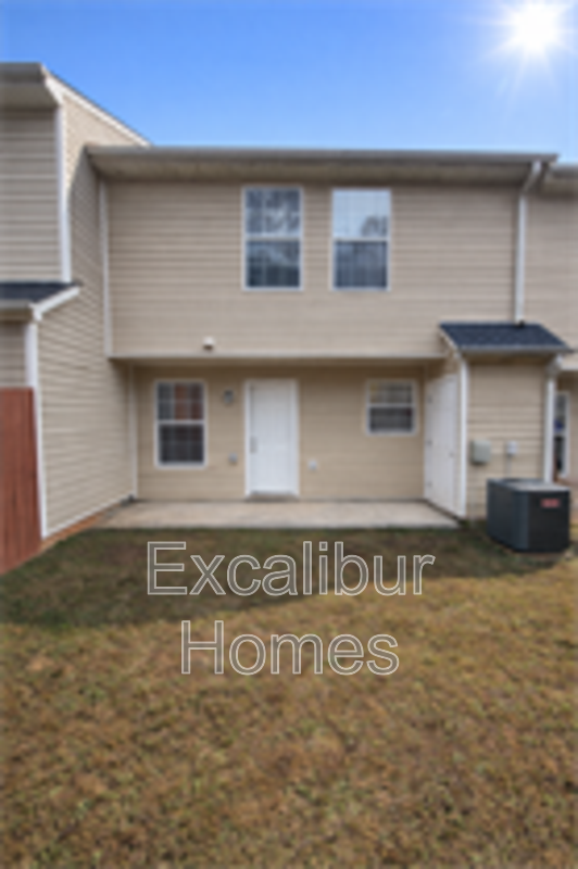 Lithonia House: 5583 Windfall Lane