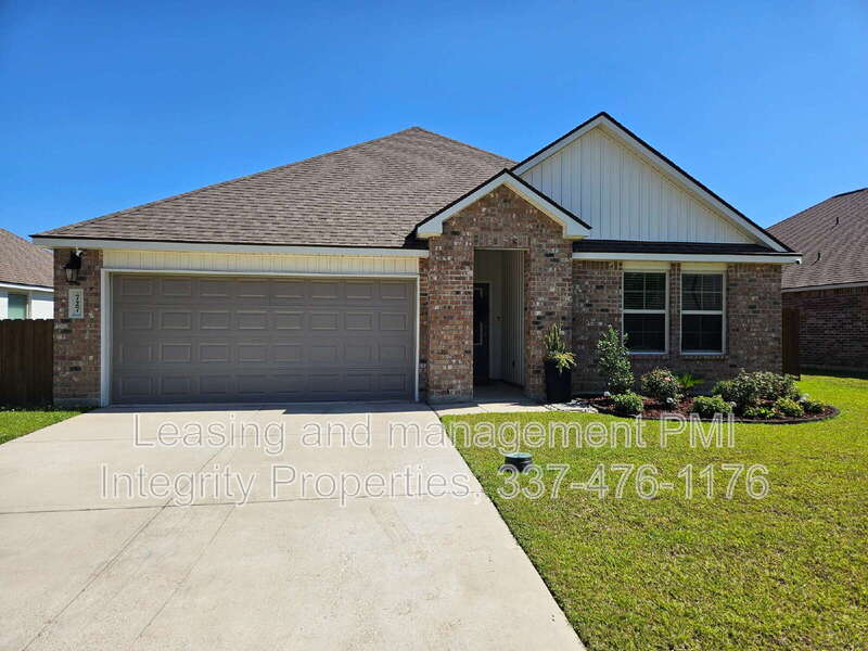 Zachary House: 727 LAMBOT AVE