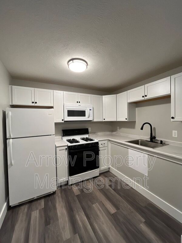 Lincoln Condo: 887 N 26th Street