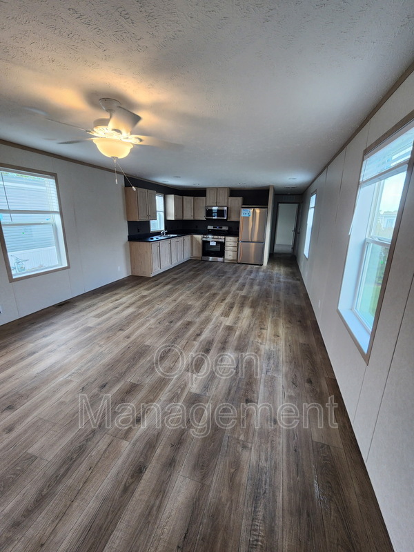 Boone House: 1901 First St