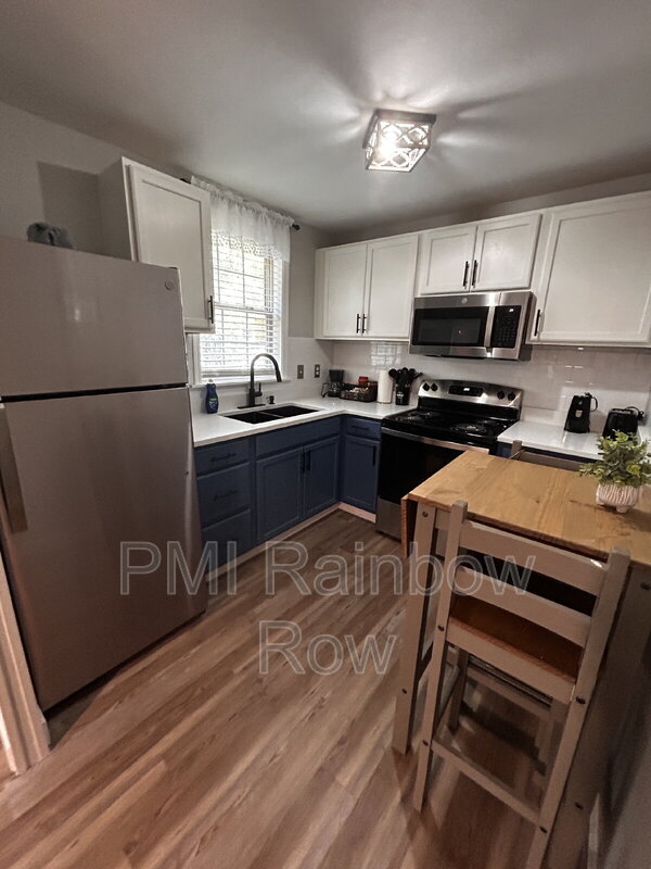 Charleston Condo: 144 Williman Street