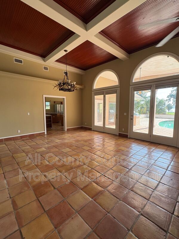 Main Rental Photo 10