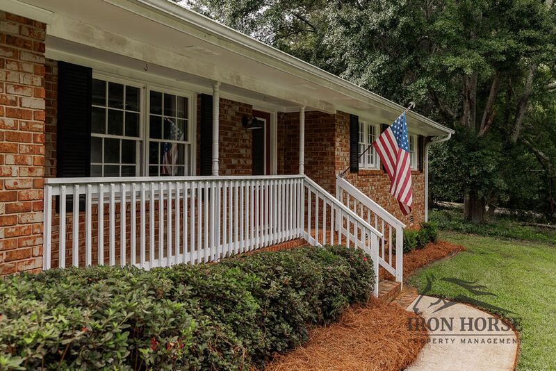 Watkinsville House: 1190 Arrowhead Road
