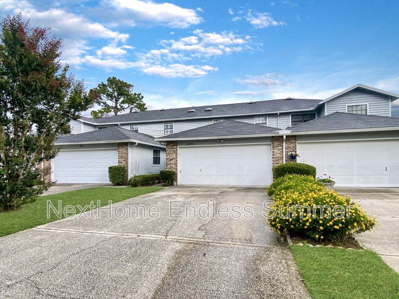 Jacksonville Townhome: 10879 Cabbage Pond Court