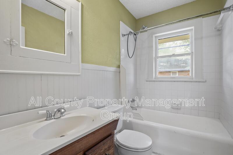 Main Rental Photo 15