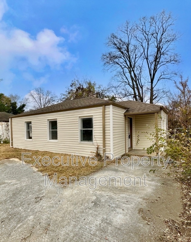 Birmingham House: 1860 SW Woodland Avenue