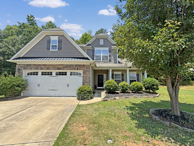 Simpsonville House: 304 Horsepen Way