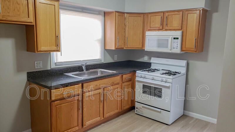 Wayne House: 34224 Stellwagen Street