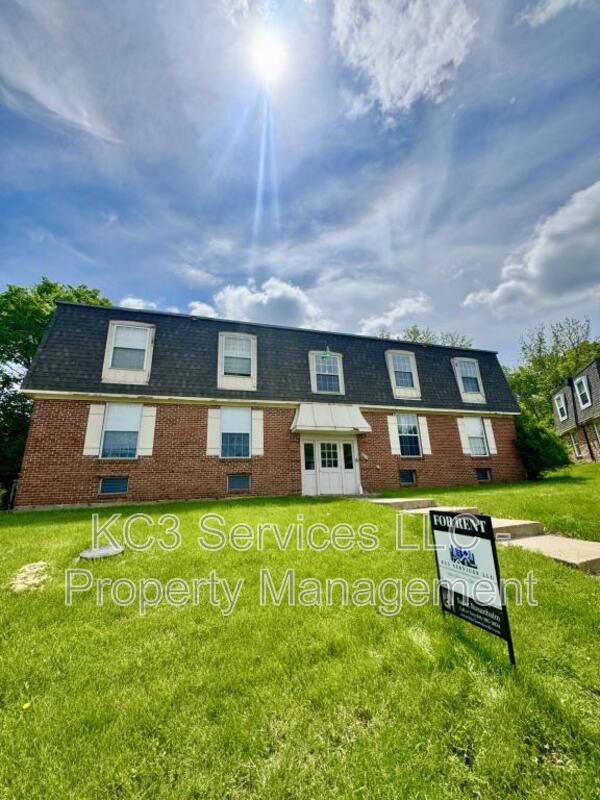 Kansas City Condo: 8717 Countryshire Ln