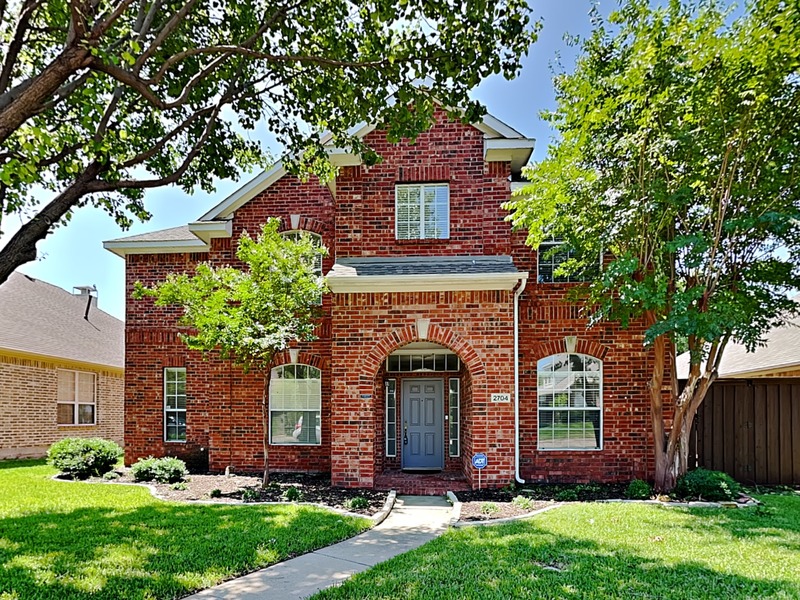 Plano House: 2704 Buck Hill Dr