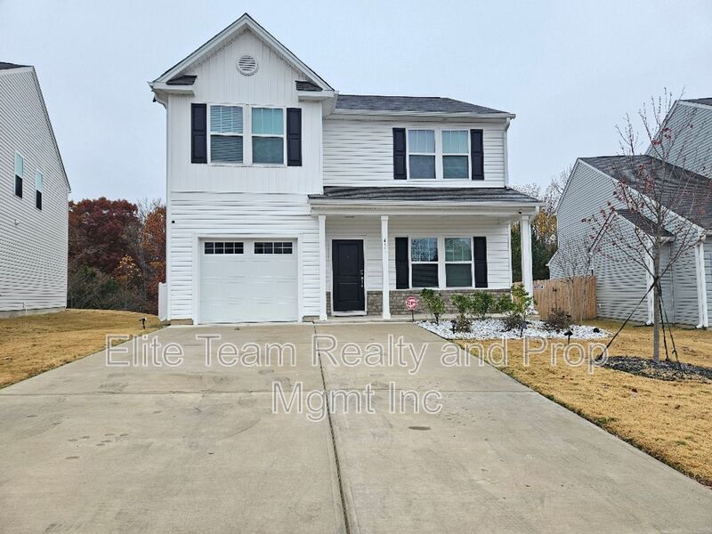 Kannapolis House: 411 Copes Ct