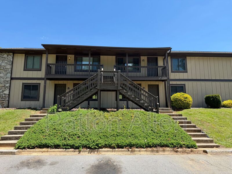 Asheville Condo: 20 Dawnwood Circle