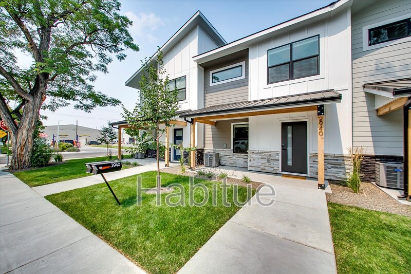 Boise House: 2940 Davis Street