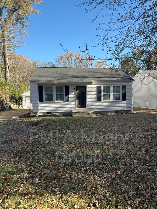 Topeka House: 3308 SE Ohio Ave