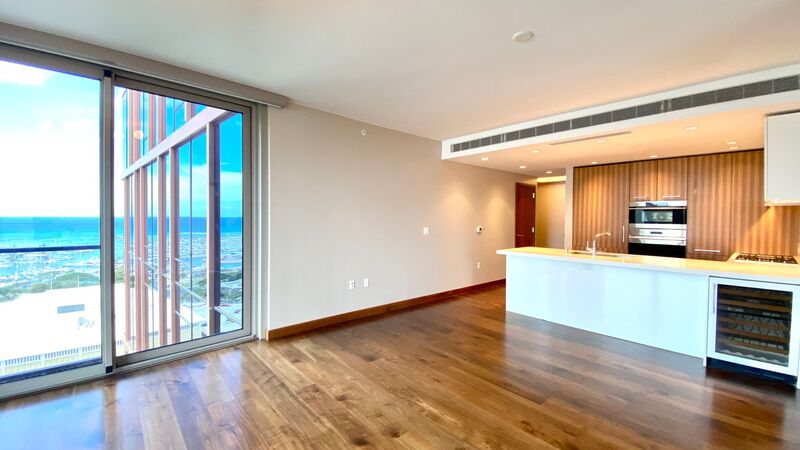 Honolulu Condo: 1555 Kapiolani Blvd.
