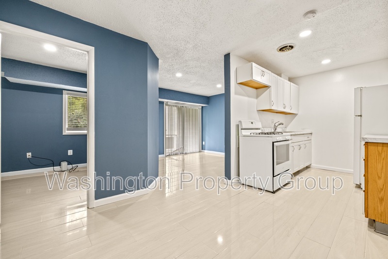 Temple Hills House: 3009 Southern Ave