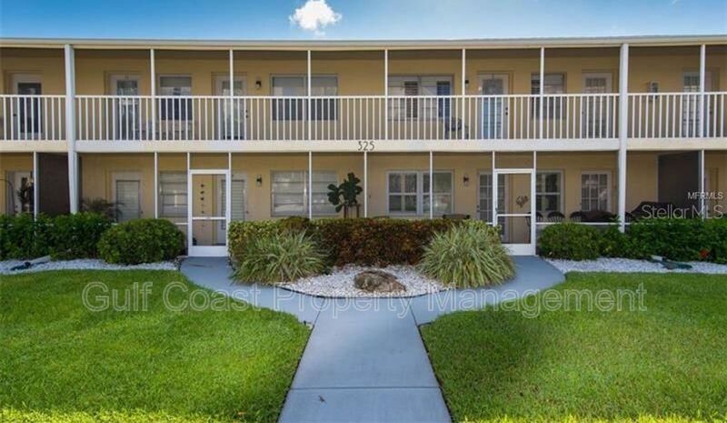 325 Golden Gate Pt Unit # 4 Sarasota FL 34236 - Photo 1