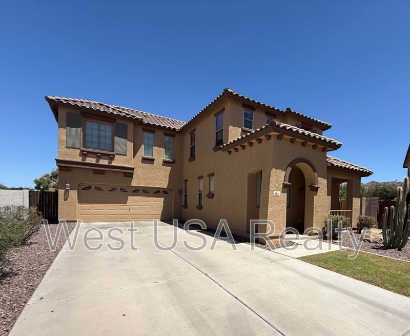 Laveen House: 8821 S 40th Drive