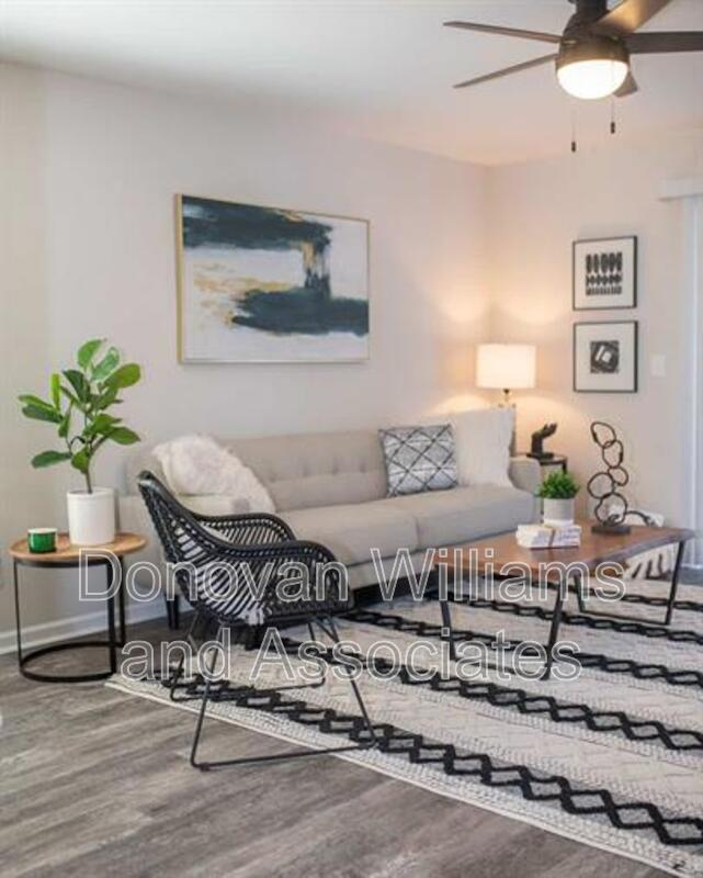 Charlotte Condo: 2203 Kilborne Drive Apt D