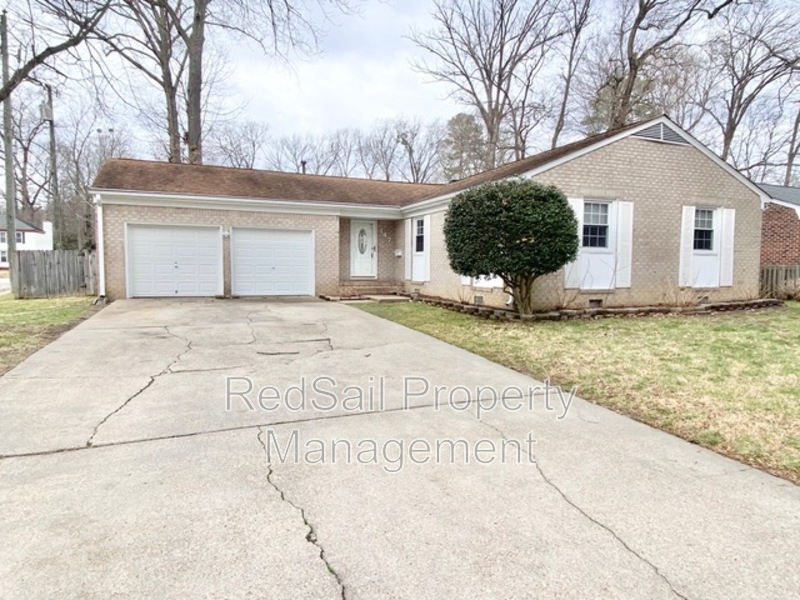Newport News House: 147 Bloxom Dr